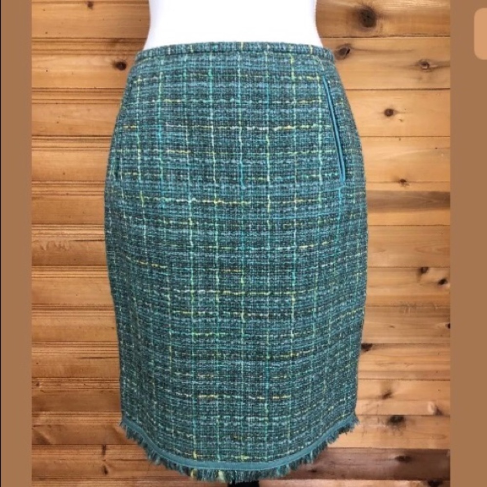 Lafayette 148 tweed fringe skirt blue leather trim